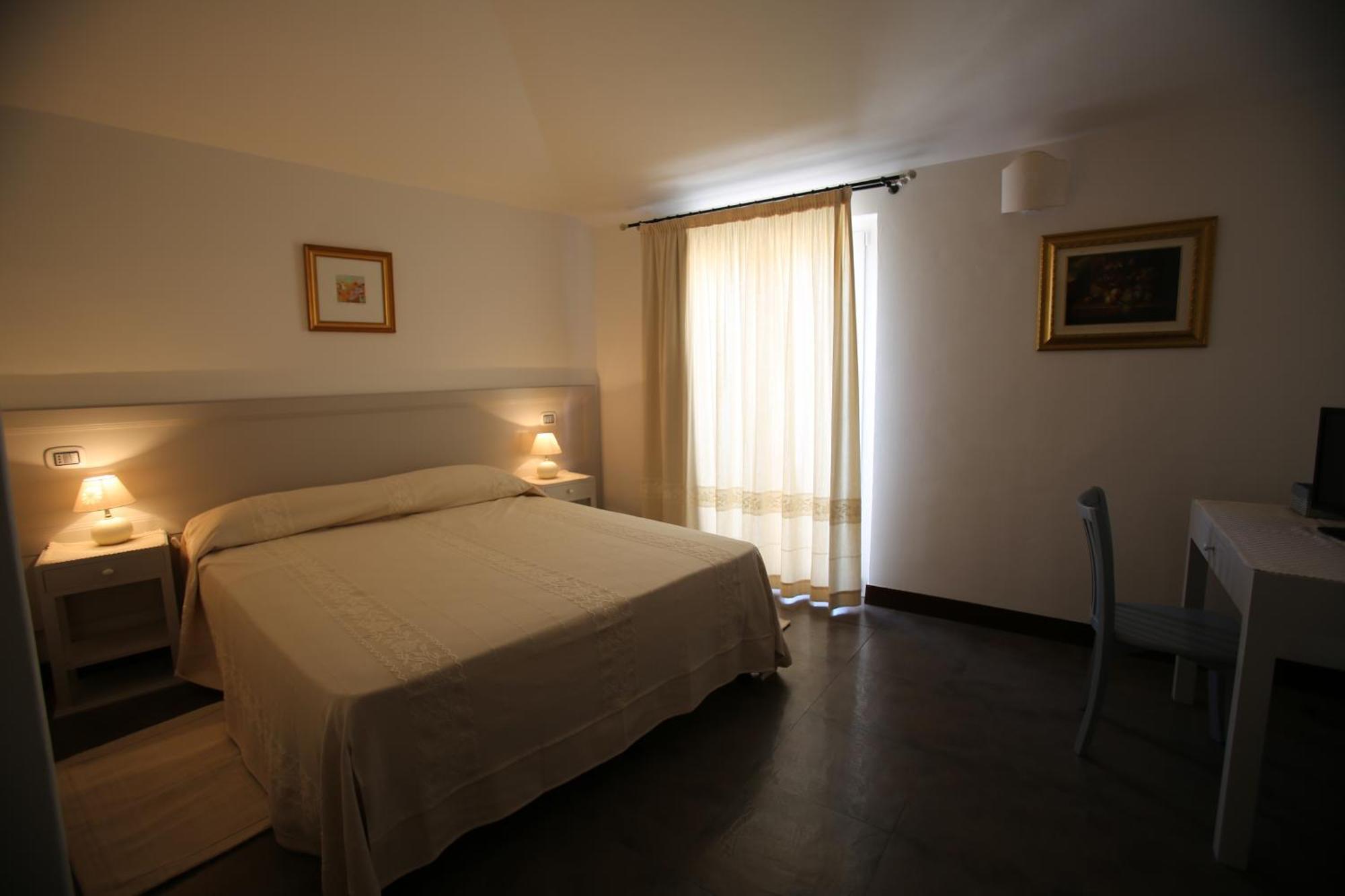 Albergo Residenziale La Corte Tortolì Eksteriør billede