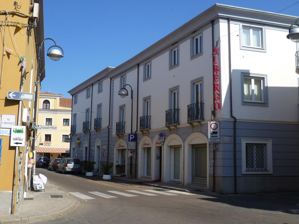 Albergo Residenziale La Corte Tortolì Eksteriør billede